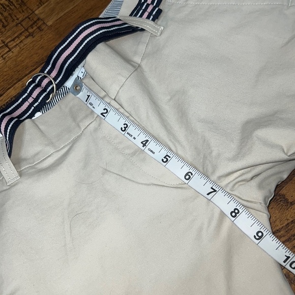 Crown & Ivy NWT Shorts pebble grey with black white and pink belt size 4 - Picture 10 of 10